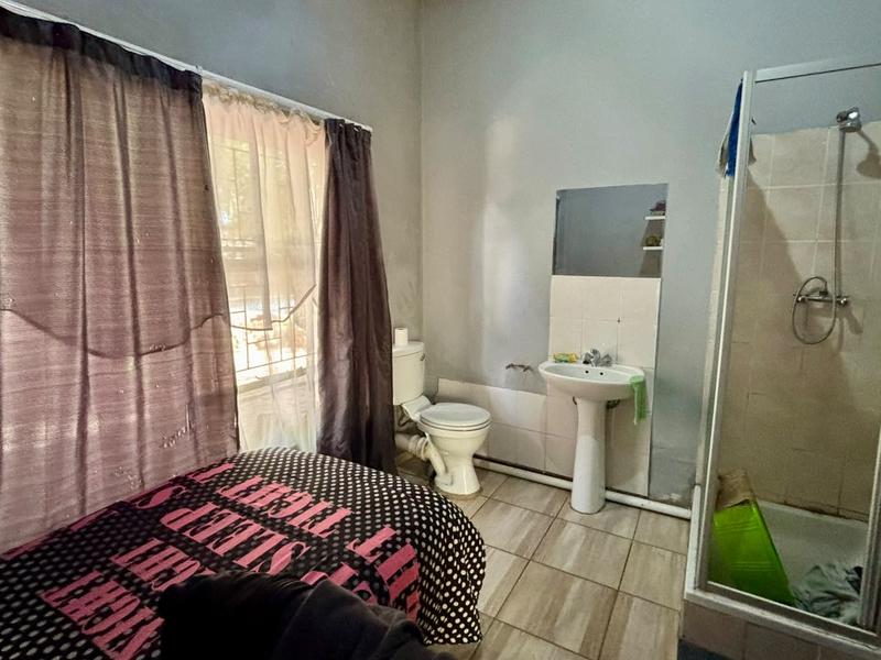 16 Bedroom Property for Sale in Brandwag Free State